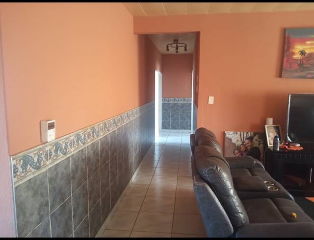 3 BEDROOM SECTIONAL TITLE FOR SALE IN BERTON PARK